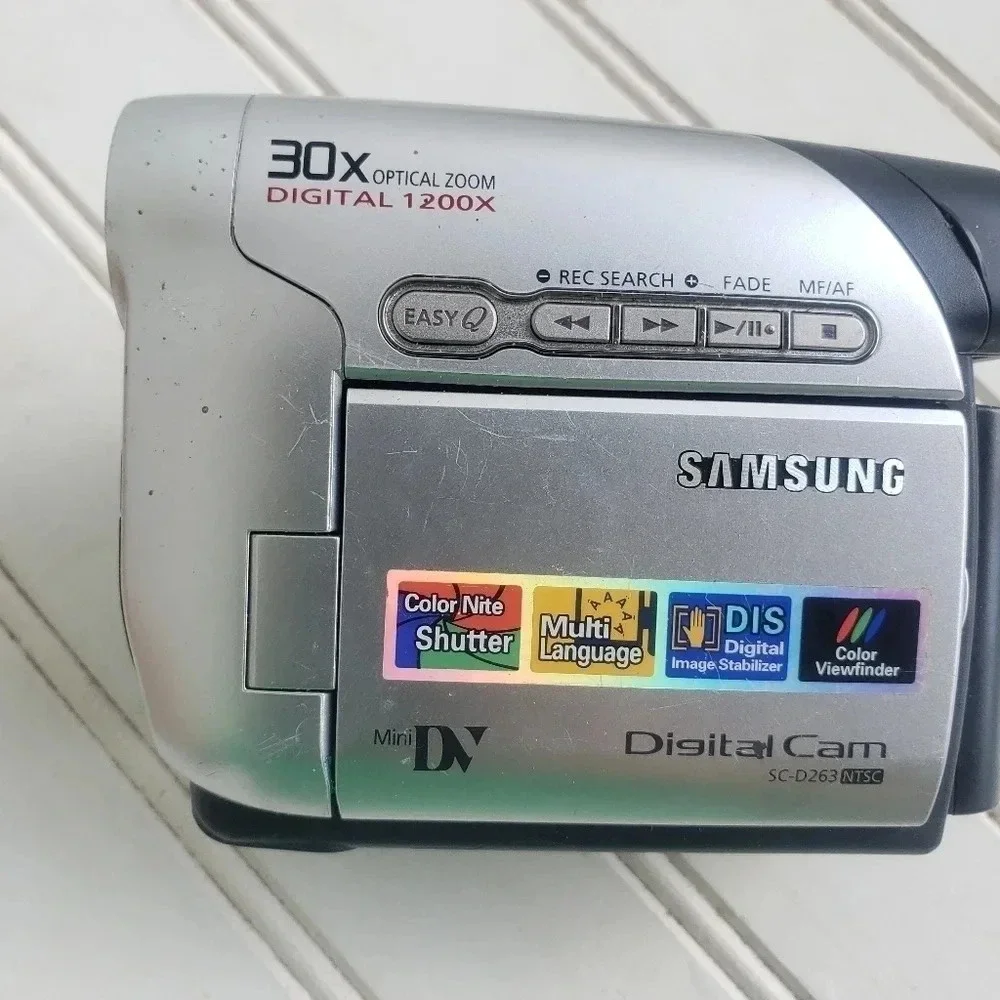Samsung SC-D263 Hand Held Digital Cam Untested